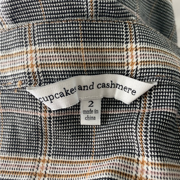 Cupcakes & Cashmere Black Plaid Willa Cropped Jumpsuit w Working Buttons. - Picture 11 of 11